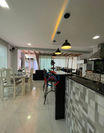 Imagem Casa com 3 Quartos à Venda, 520 m² em Condomínio Residencial Vila Jardim - Cuiabá