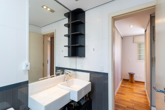 Imagem Casa com 3 Quartos à Venda, 189 m² em Parque Jabaquara - São Paulo