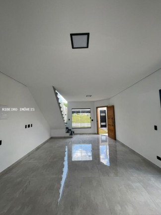 Imagem Casa com 3 Quartos à Venda, 140 m² em Villas Do Jaguari - Santana De Parnaíba Imagem Casa com 3 Quartos à Venda, 140 m² em Villas Do Jaguari - Santana De Parnaíba