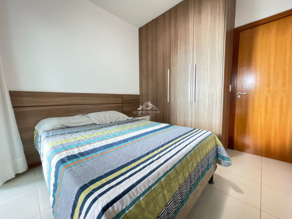 Imagem Imóvel com 3 Quartos à Venda, 140 m² em Parque Residencial Laranjeiras - Serra