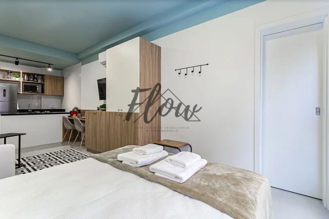 Imagem Apartamento com 1 Quarto à Venda, 30 m² em Pantanal - Florianópolis
