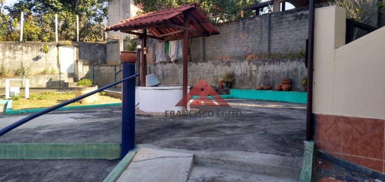 Imagem Casa com 3 Quartos à Venda, 241 m² em Santa Isabel - São Gonçalo Imagem Casa com 3 Quartos à Venda, 241 m² em Santa Isabel - São Gonçalo