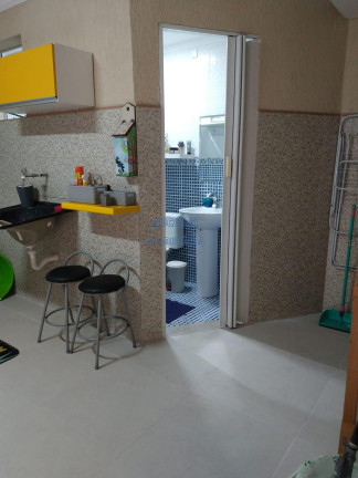 Imagem Sobrado com 2 Quartos à Venda, 153 m² Imagem Sobrado com 2 Quartos à Venda, 153 m²