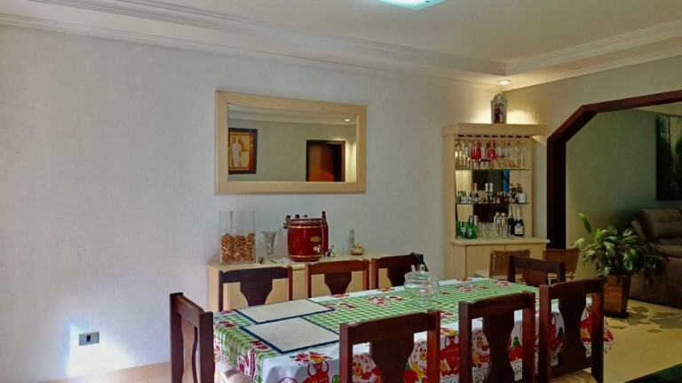Imagem Casa com 3 Quartos à Venda, 240 m² em Campo De Santana - Curitiba
