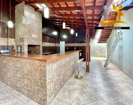 Imagem Casa com 3 Quartos à Venda, 131 m² em Granja Viana - Carapicuíba