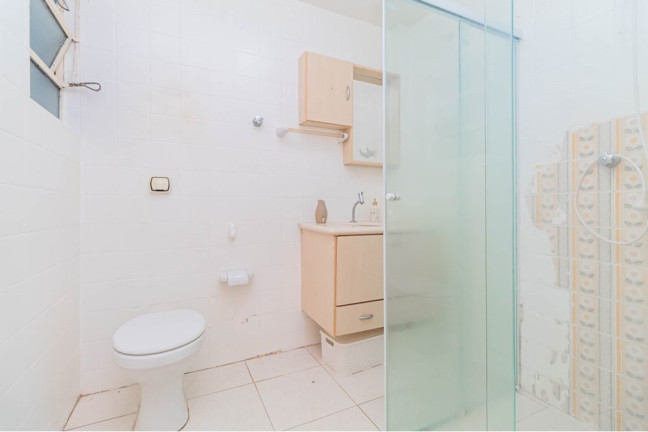 Imagem Apartamento com 1 Quarto à Venda, 47 m² em Auxiliadora - Porto Alegre Imagem Apartamento com 1 Quarto à Venda, 47 m² em Auxiliadora - Porto Alegre