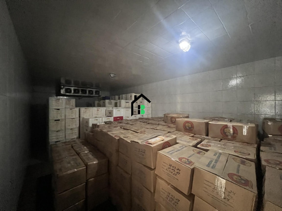 Imóvel com 3 Quartos para Alugar, 1.042 m² em Boa Vista - Patos De Minas