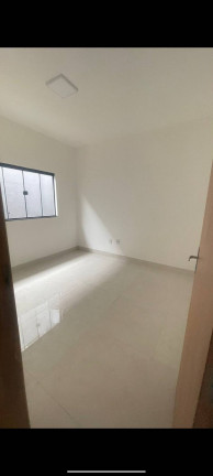 Imagem Casa com 3 Quartos à Venda, 187 m² em Goiânia Imagem Casa com 3 Quartos à Venda, 187 m² em Goiânia