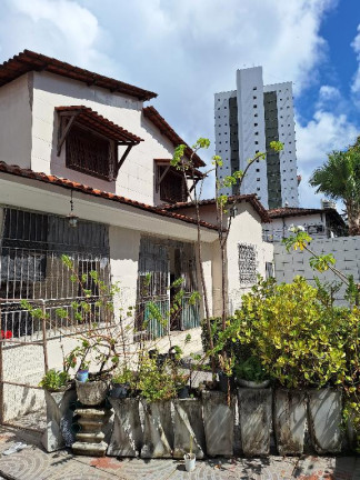 Imagem Casa com 5 Quartos à Venda, 203 m² em Parnamirim - Recife Imagem Casa com 5 Quartos à Venda, 203 m² em Parnamirim - Recife