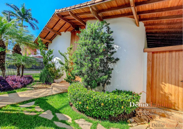 Imagem Casa com 4 Quartos à Venda, 550 m² em Ibituruna - Montes Claros