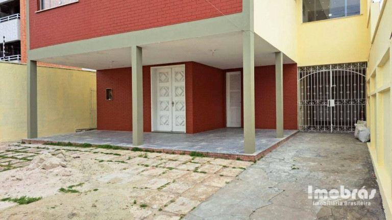 Imagem Casa com 8 Quartos à Venda, 620 m² em Dionisio Torres - Fortaleza Imagem Casa com 8 Quartos à Venda, 620 m² em Dionisio Torres - Fortaleza