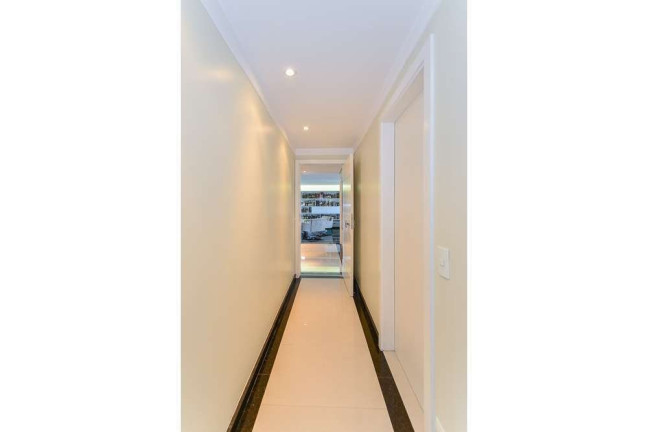 Imagem Apartamento com 3 Quartos à Venda, 250 m² em Moema - São Paulo