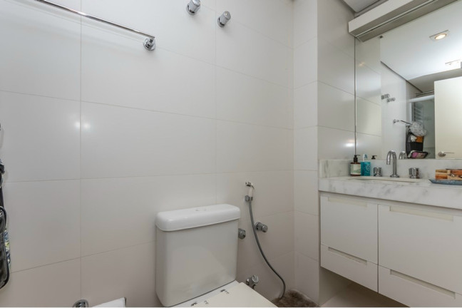 Imagem Apartamento com 2 Quartos à Venda, 121 m² em Cerqueira César - São Paulo