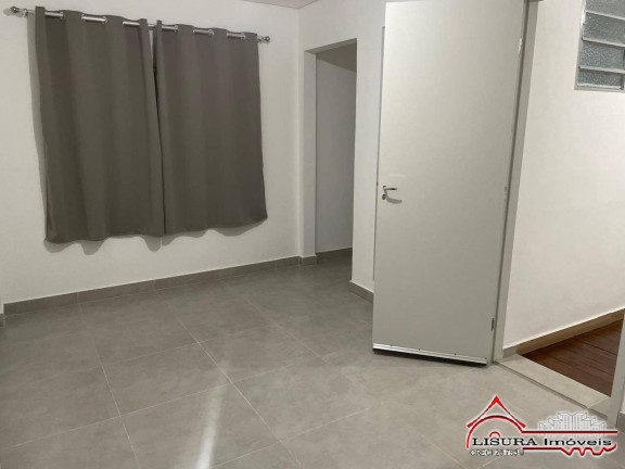 Casa com 1 Quarto para Alugar, 13 m² em Centro - Jacareí
