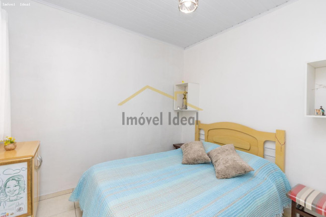 Imagem Casa com 3 Quartos à Venda, 72 m² em Uberaba - Curitiba