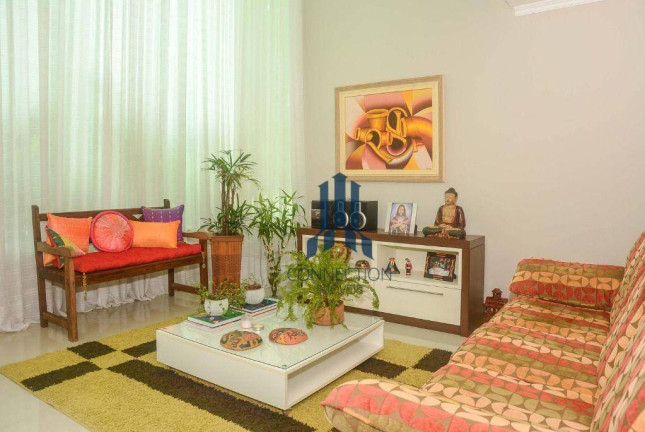 Imagem Casa com 3 Quartos à Venda, 379 m² em Santa Felicidade - Curitiba