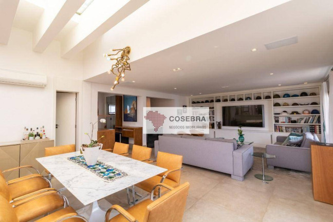 Cobertura com 3 Quartos à Venda, 362 m² em Vila Nova Conceição - São Paulo