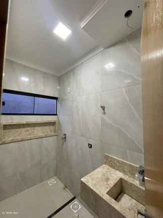 Imagem Casa com 3 Quartos à Venda, 178 m² em Goiânia 2 - Goiânia Imagem Casa com 3 Quartos à Venda, 178 m² em Goiânia 2 - Goiânia
