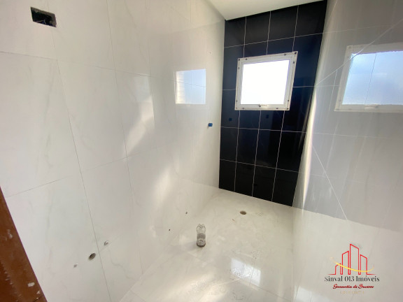 Imagem Imóvel com 5 Quartos à Venda, 640 m² em Canto Do Forte - Praia Grande Imagem Imóvel com 5 Quartos à Venda, 640 m² em Canto Do Forte - Praia Grande