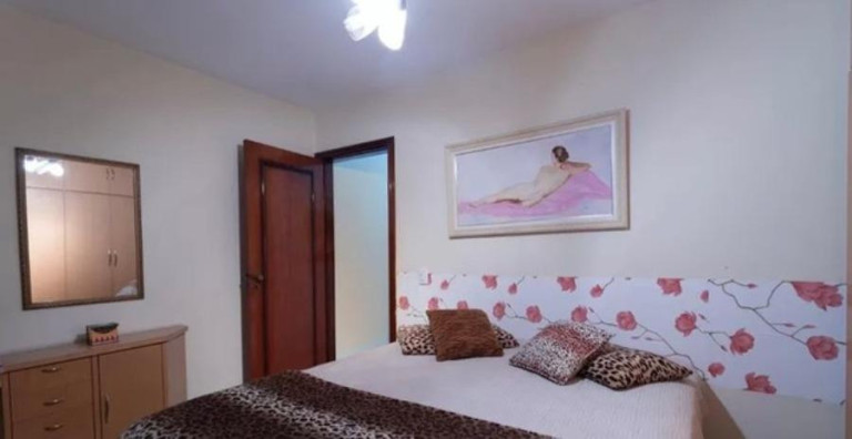 Imagem Sobrado com 4 Quartos à Venda, 250 m² em Penha De França - São Paulo Imagem Sobrado com 4 Quartos à Venda, 250 m² em Penha De França - São Paulo