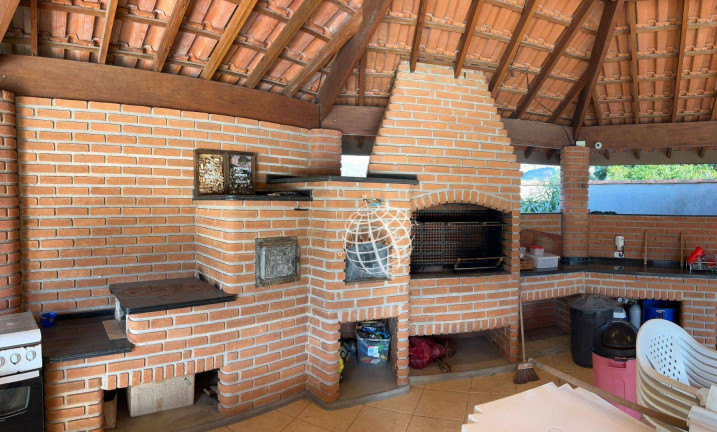 Imagem Casa com 4 Quartos à Venda, 364 m² em Jardim Paulista - Atibaia