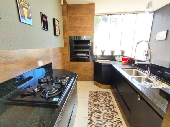Imagem Casa com 3 Quartos à Venda, 330 m² em Arapongas Imagem Casa com 3 Quartos à Venda, 330 m² em Arapongas