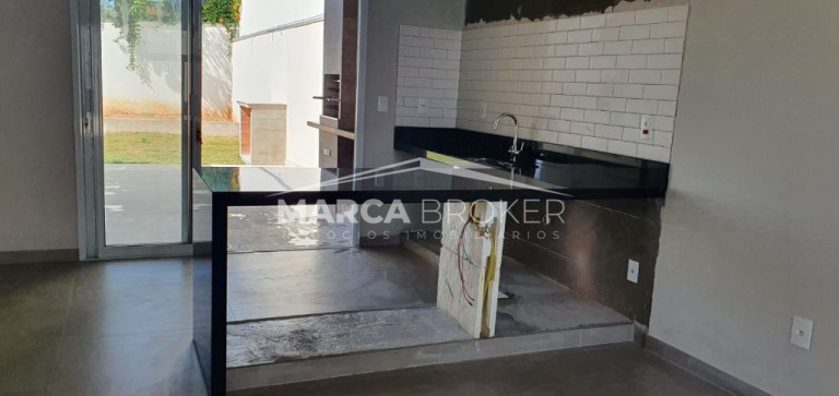 Imagem Casa com 3 Quartos à Venda, 325 m² em Jardim São Luiz - Valinhos Imagem Casa com 3 Quartos à Venda, 325 m² em Jardim São Luiz - Valinhos