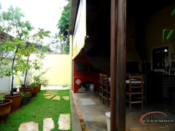 Imagem Casa com 3 Quartos à Venda, 250 m² em Centro - Ubatuba Imagem Casa com 3 Quartos à Venda, 250 m² em Centro - Ubatuba