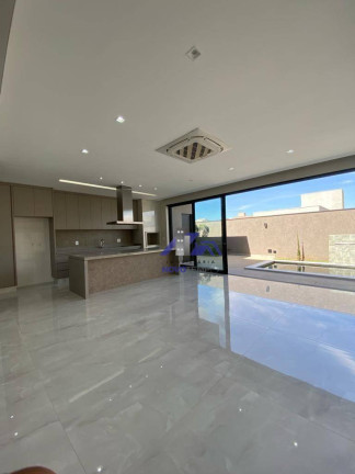 Imagem Casa com 3 Quartos à Venda, 245 m² em Residencial Quinta Do Golfe - São José Do Rio Preto Imagem Casa com 3 Quartos à Venda, 245 m² em Residencial Quinta Do Golfe - São José Do Rio Preto