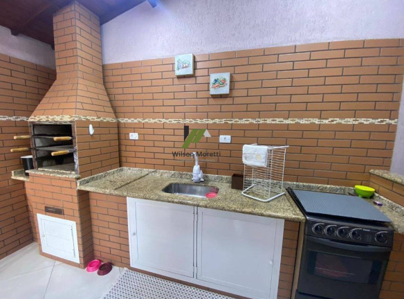 Imagem Casa com 3 Quartos à Venda, 210 m²