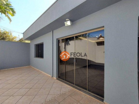 Imagem Casa com 3 Quartos à Venda, 129 m² em Vila Massucheto - Americana Imagem Casa com 3 Quartos à Venda, 129 m² em Vila Massucheto - Americana