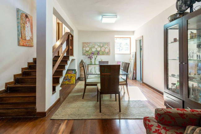 Imagem Casa com 3 Quartos à Venda, 300 m² em Itaipu - Niterói Imagem Casa com 3 Quartos à Venda, 300 m² em Itaipu - Niterói