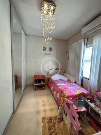 Imagem Casa com 3 Quartos à Venda, 200 m² em Condomínio Do Lago - Goiânia Imagem Casa com 3 Quartos à Venda, 200 m² em Condomínio Do Lago - Goiânia