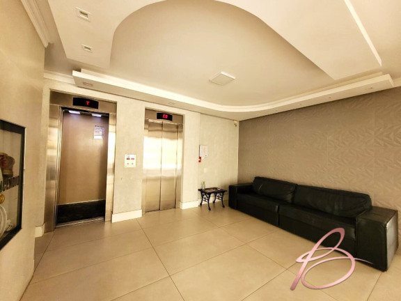 Imagem Apartamento com 2 Quartos à Venda,  em Centro - Balneário Camboriú