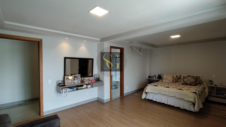 Imagem Casa com 3 Quartos à Venda, 682 m² em Parque Do Ingá - Teresópolis