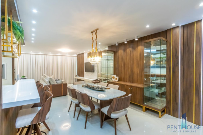 Imagem Apartamento com 3 Quartos à Venda, 130 m² em Centro - Balneário Camboriú