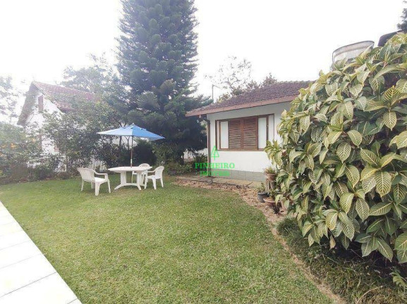 Imagem Casa com 3 Quartos à Venda ou Locação, 318 m² em Bom Retiro - Teresópolis