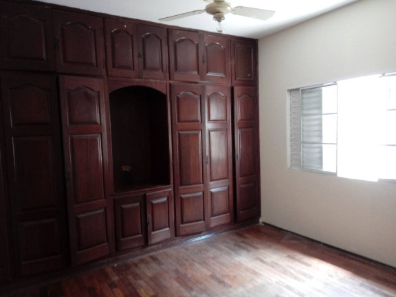 Imagem Casa com 3 Quartos à Venda, em Vila Trujillo - Sorocaba Imagem Casa com 3 Quartos à Venda, em Vila Trujillo - Sorocaba