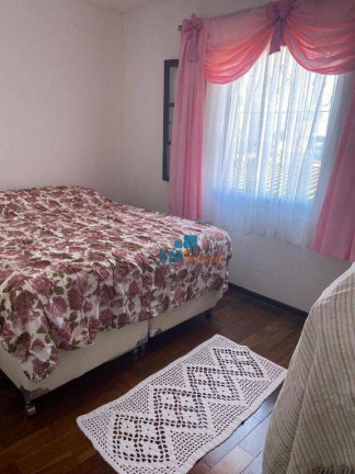 Imagem Sobrado com 4 Quartos à Venda, 170 m² em Cidade São Jorge - Santo André