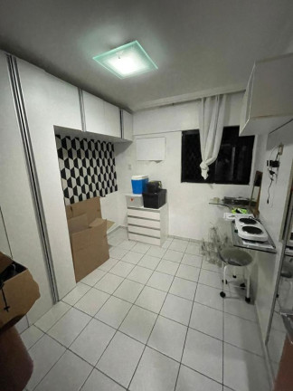 Imagem Apartamento com 3 Quartos à Venda, 75 m² em Casa Amarela - Recife