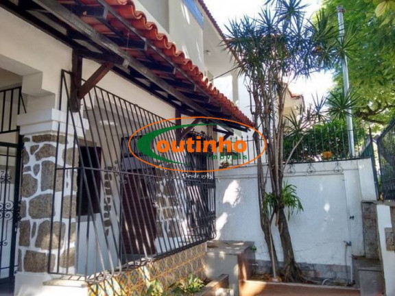 Casa com 5 Quartos à Venda, 275 m² em Grajaú - Rio De Janeiro