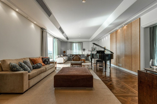 Imagem Apartamento com 5 Quartos à Venda, 616 m² em Vila Nova Conceição - São Paulo