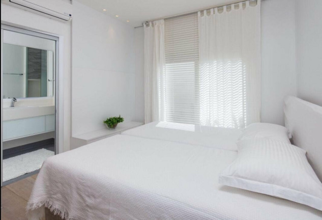 Imagem Apartamento com 4 Quartos à Venda, 226 m² em Não Informado - Não Informado Imagem Apartamento com 4 Quartos à Venda, 226 m² em Não Informado - Não Informado