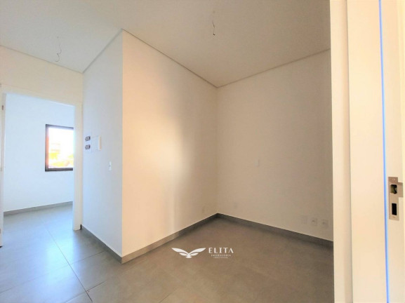 Imagem Sobrado com 3 Quartos à Venda, 116 m² em Centro - Barra Velha