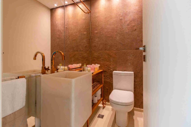 Imagem Imóvel com 4 Quartos à Venda, 251 m² em Campo Belo - São Paulo Imagem Imóvel com 4 Quartos à Venda, 251 m² em Campo Belo - São Paulo