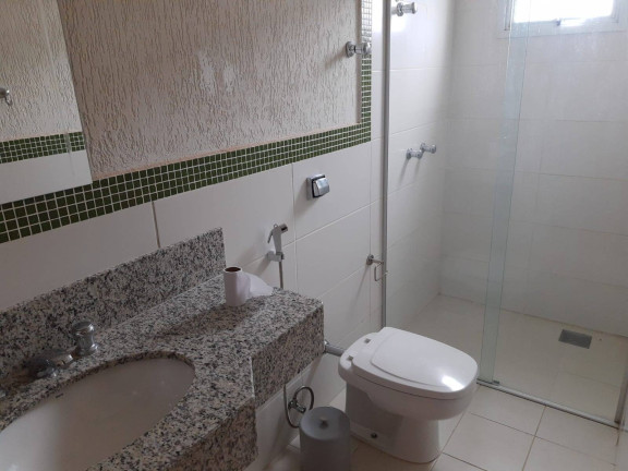 Imagem Casa com 4 Quartos à Venda, 246 m² em Jardim Inconfidência - Uberlândia Imagem Casa com 4 Quartos à Venda, 246 m² em Jardim Inconfidência - Uberlândia