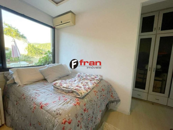 Imagem Casa com 4 Quartos à Venda, 306 m² em Córrego Grande - Florianópolis Imagem Casa com 4 Quartos à Venda, 306 m² em Córrego Grande - Florianópolis