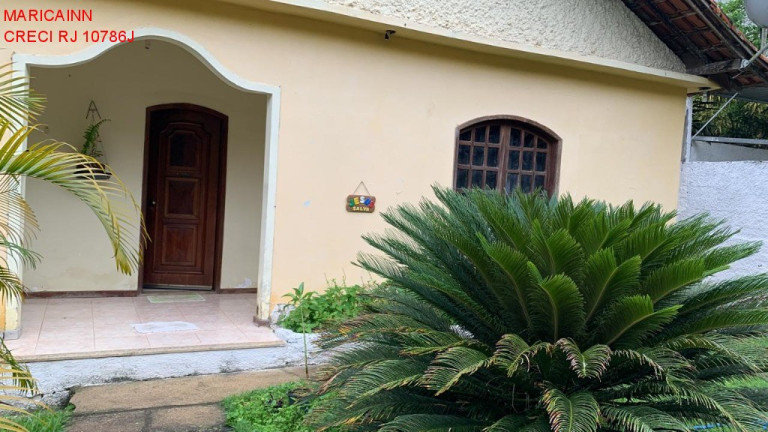 Casa com 3 Quartos à Venda, 190 m² em Baldeador - Niterói