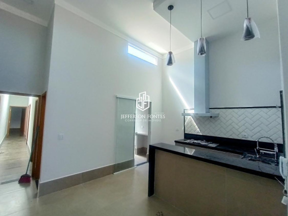 Casa com 3 Quartos à Venda, 143 m² em Parque São Jorge - Marília