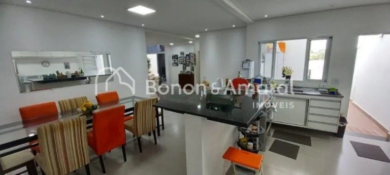 Imagem Casa com 3 Quartos à Venda, 396 m² em Jardim Santa Genebra - Campinas Imagem Casa com 3 Quartos à Venda, 396 m² em Jardim Santa Genebra - Campinas